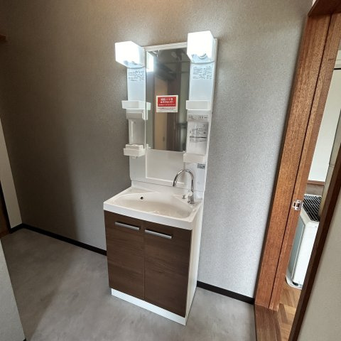 室蘭市幌萌町３４－４０戸建の洗面所