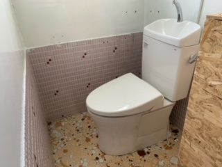 網走市台町2丁目戸建のトイレ