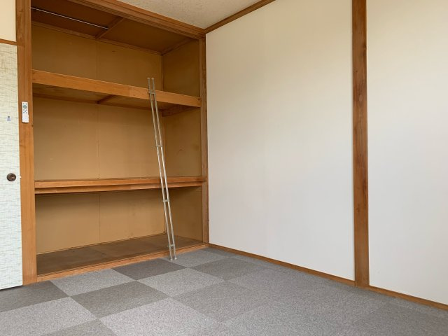 網走市台町2丁目戸建の収納