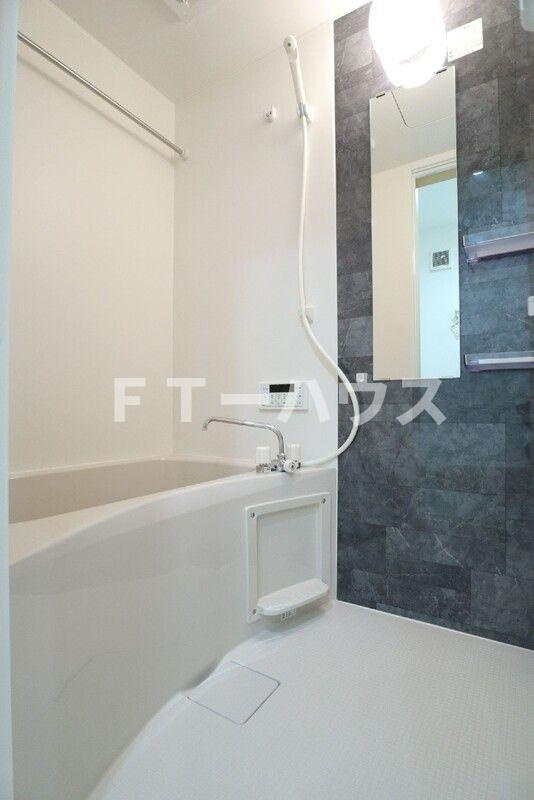 グレーシア幕張の浴室