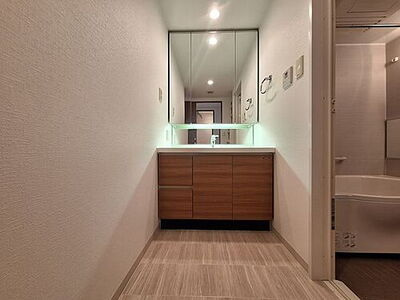 【玄関】 | エスリード高田駅前