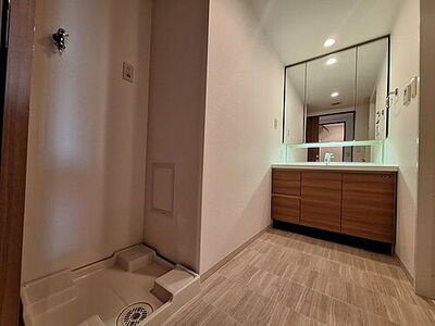 【玄関】 | エスリード高田駅前