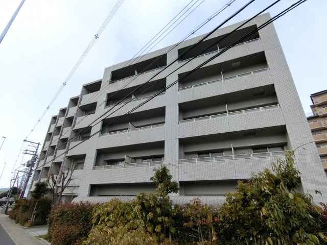 プライム青葉丘の外観