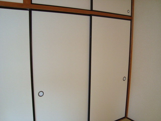 加賀野コーポⅠの収納|押入れ