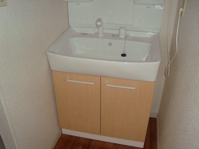 加賀野コーポⅠの独立洗面台|洗髪洗面化粧台