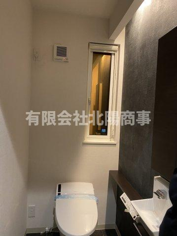 釧路町東陽西1丁目5　中古住宅のトイレ