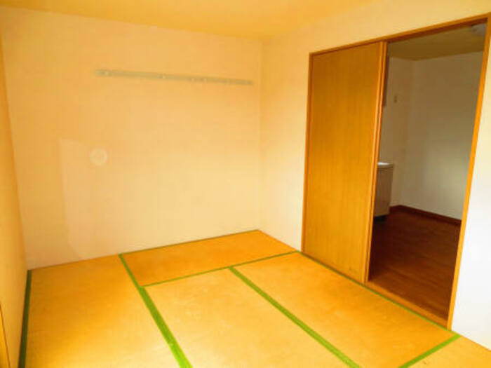 クリサンセマム B棟の和室|和室ならではの温かな和の空間で寛ぎの時間を過ごせます