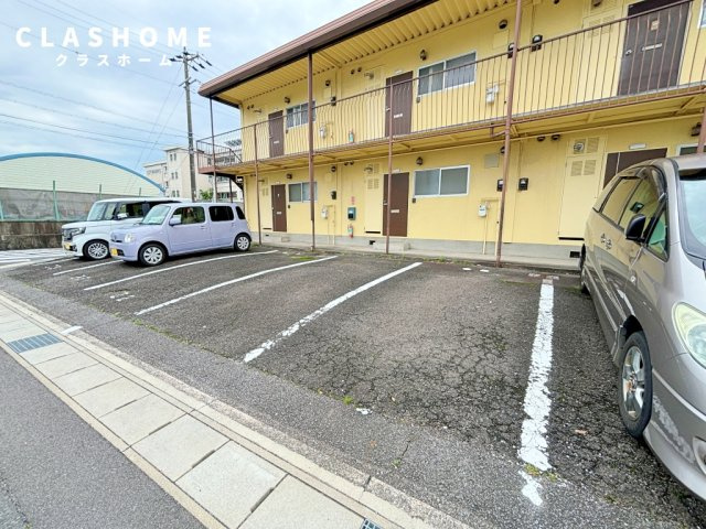ハイツ若樹　　刈谷市近郊の賃貸ならクラスホーム刈谷店の駐車場
