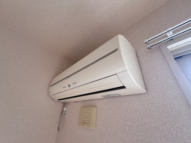 ヴァンドミール流田の設備