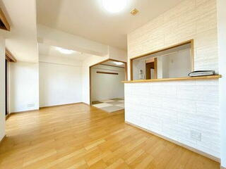 【洋室】 | サンメゾン学園前