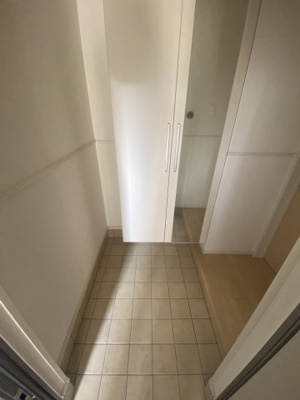 【玄関】 | プール・モア清州