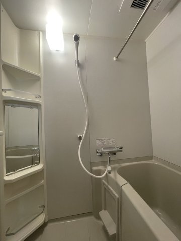 月村マンションNo.30の浴室