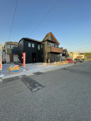 【前面道路含む現地写真】 | 守山区桜坂3丁目 全5棟＜仲介手数料無料＞下志段味小・志段味中　新築一戸建て | LINEから簡単お問合せ可能！
友達検索で@nqk7328tです！。