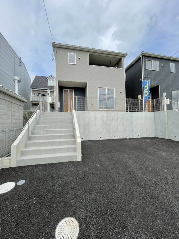 日進市藤塚　第３　全３棟　の前面道路含む現地写真|LINEから簡単お問合せ可能！
友達検索で@nqk7328tです！。