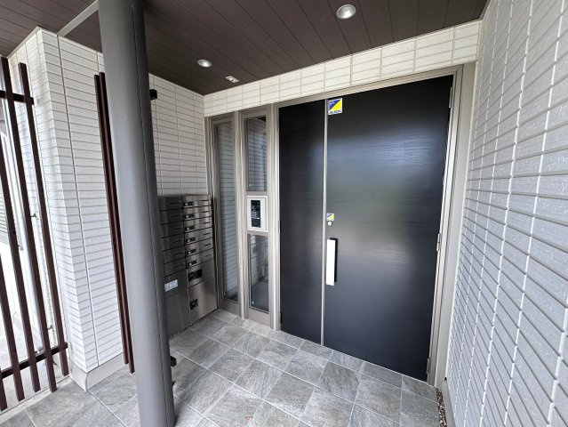【エントランス】 | シャルマン