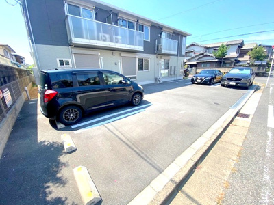 【駐車場】 | Maison de Hills