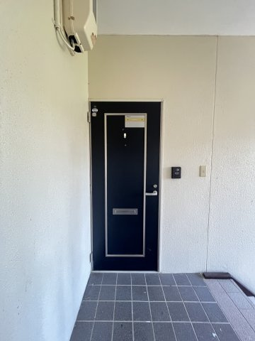 コーポセカンドMの玄関