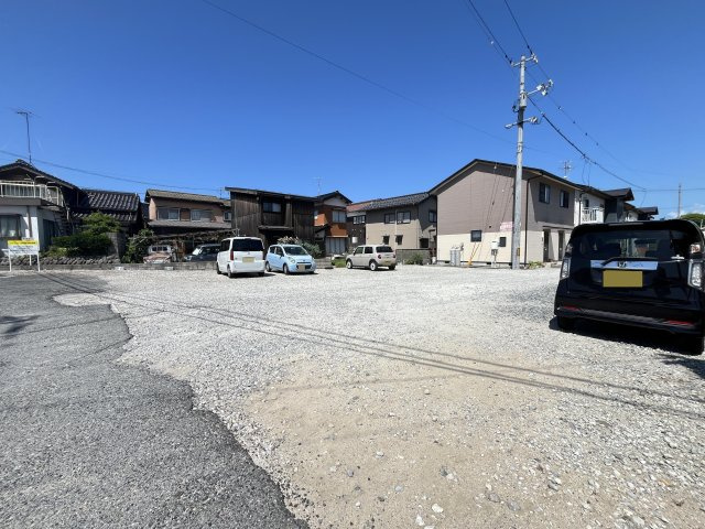 コーポセカンドMの駐車場