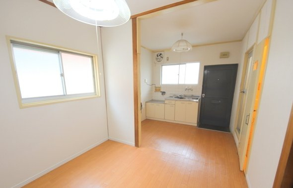 セレーノ・デ生駒の居間・リビング