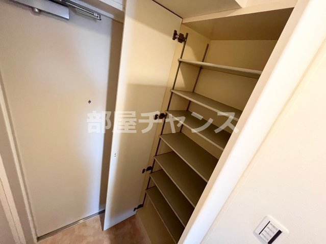 ラ・ヴィ・アン・ローズの収納