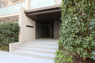 ◆高級感漂う建物入り口◆