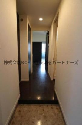 ルネッサンス21久留米六つ門の玄関|収納もある玄関です