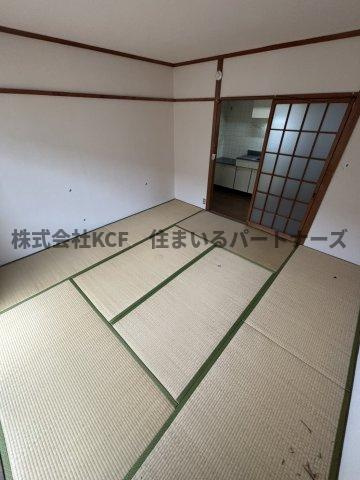 コーポ鹿田の和室|落ち着いた雰囲気の和室付きです