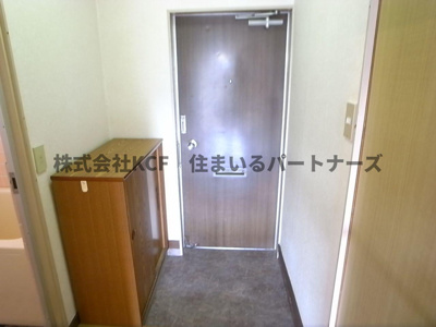 【玄関】 | コーポ鹿田 | きれいな玄関です