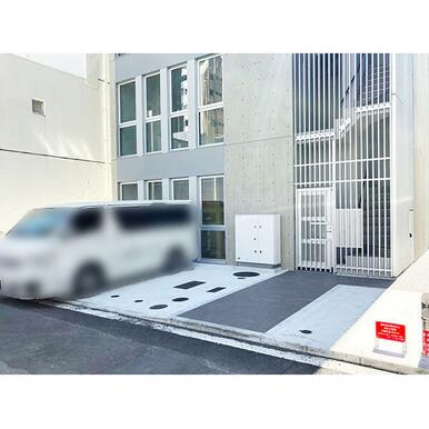 NSTビルディングⅥの駐車場