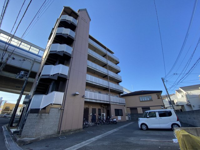 コモドカーサ魚崎の外観