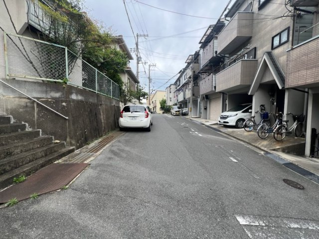 「建築条件付き土地」サンタウン野崎2丁目の前面道路含む現地写真|前面道路含む現地写真です