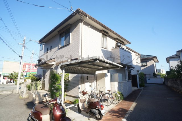 ヴィオラ逆瀬川の外観