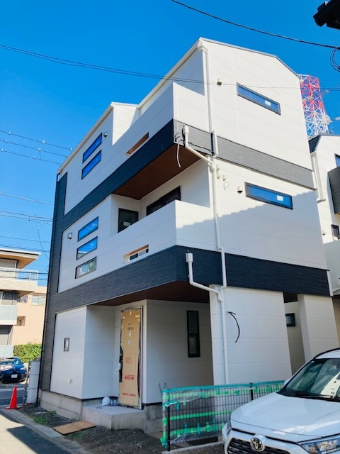 浦安市堀江６丁目　新築戸建ての外観