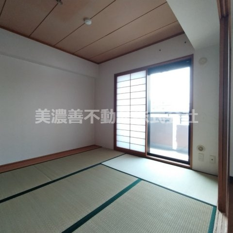 ６０４７１　ライオンズマンション岐阜則武の和室