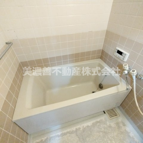 ６０４７１　ライオンズマンション岐阜則武の浴室