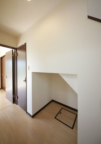 港町KODATEXIの内装