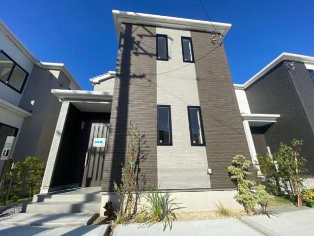 ハートフルタウンうるま市江洲　M号棟の外観