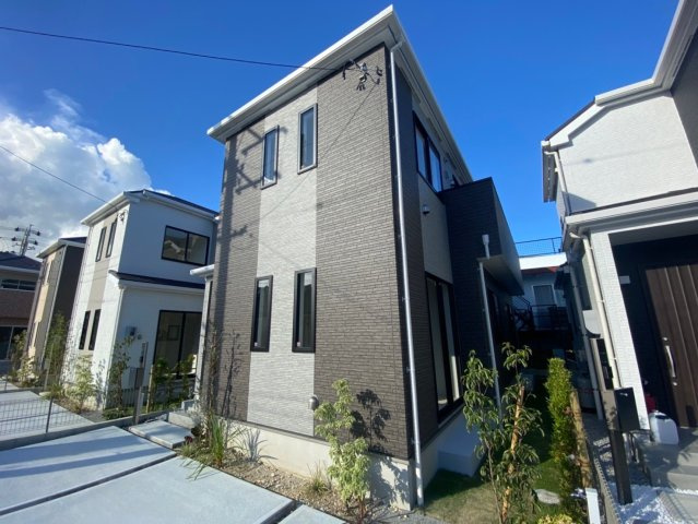 ハートフルタウンうるま市江洲　M号棟の外観