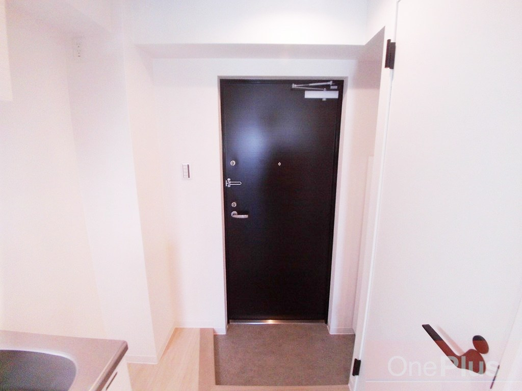 AILE魚崎南の玄関