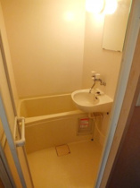 お風呂で日々の疲れを落としましょう