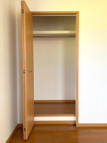【収納】 | リュミエールＣ | C201の写真（間取反転タイプ：イメージ）