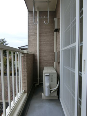 【バルコニー】 | シャルロット | 102の写真（間取反転タイプ：イメージ）