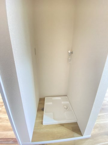 ブラウニーの設備|洗濯機置き場室内です
