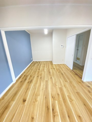 ブラウニーの内装|12畳のLDKです