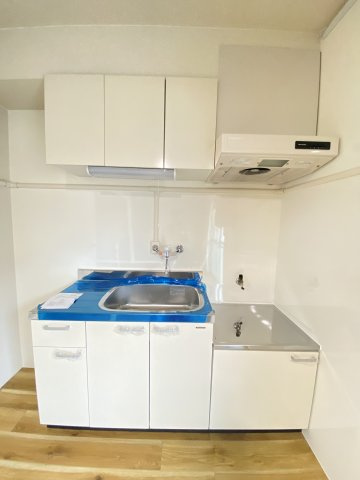 ブラウニーのキッチン|キッチン新品です