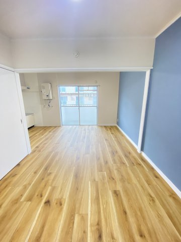 ブラウニーの内装