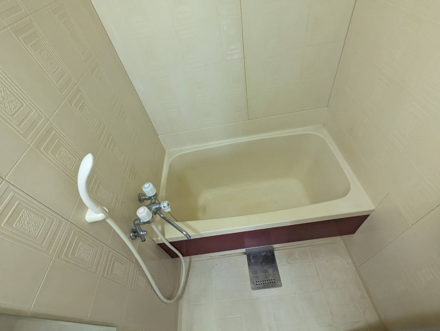 レイクサイドビューの浴室