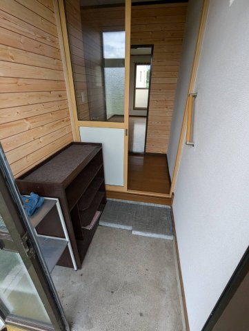 レイクサイドビューの玄関