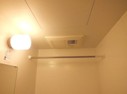 レオパレスコニファーⅡの浴室