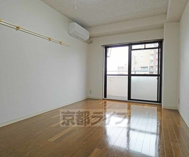 ヴィラ伊豆蔵の居間・リビング